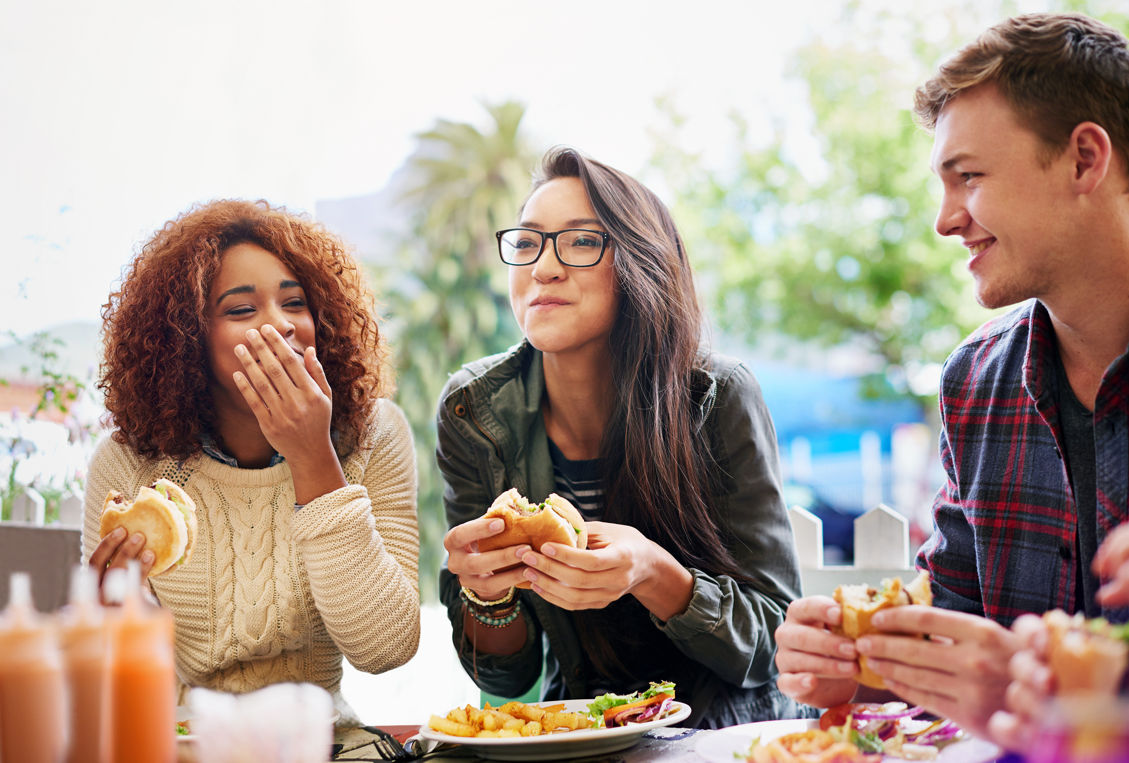 iStock-495799500_FriendsDiningOut.jpg